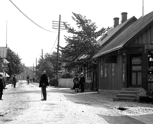 Här på Järnvägsgatan startade verksamheten. Foto från Blomgrens arkiv
